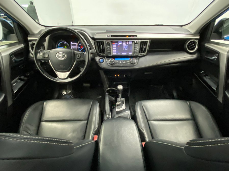 Used 2017 Toyota RAV4 Limited w/ Advanced Technology Package image 27