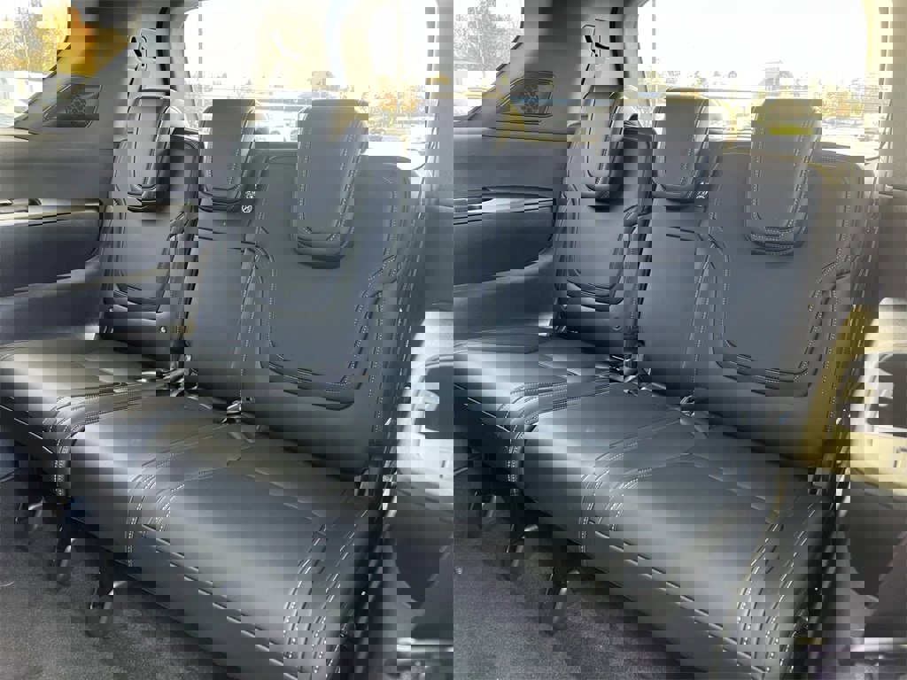 New 2026 Nissan Armada PRO-4X image 7