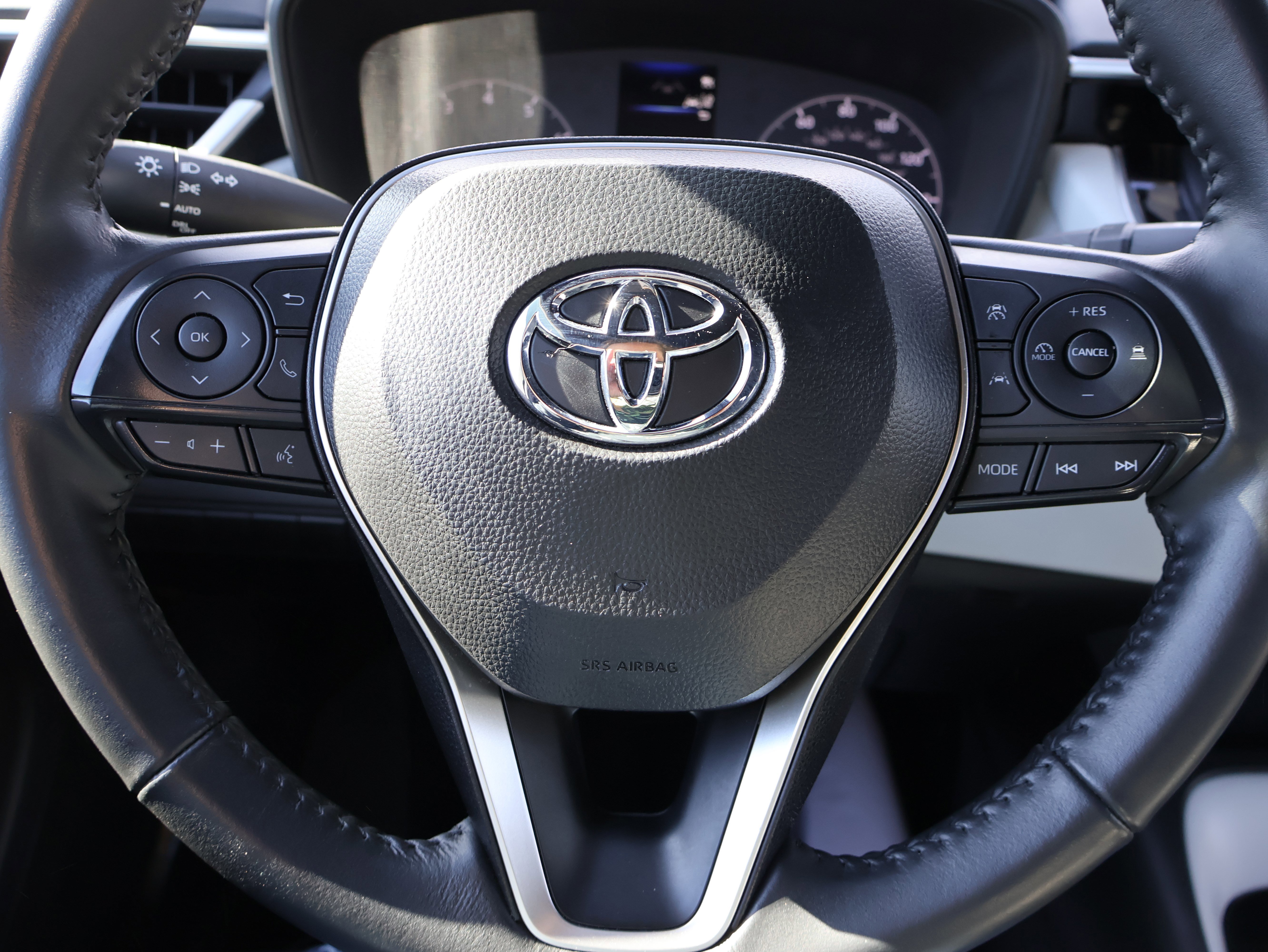 Used 2024 Toyota Corolla SE image 27