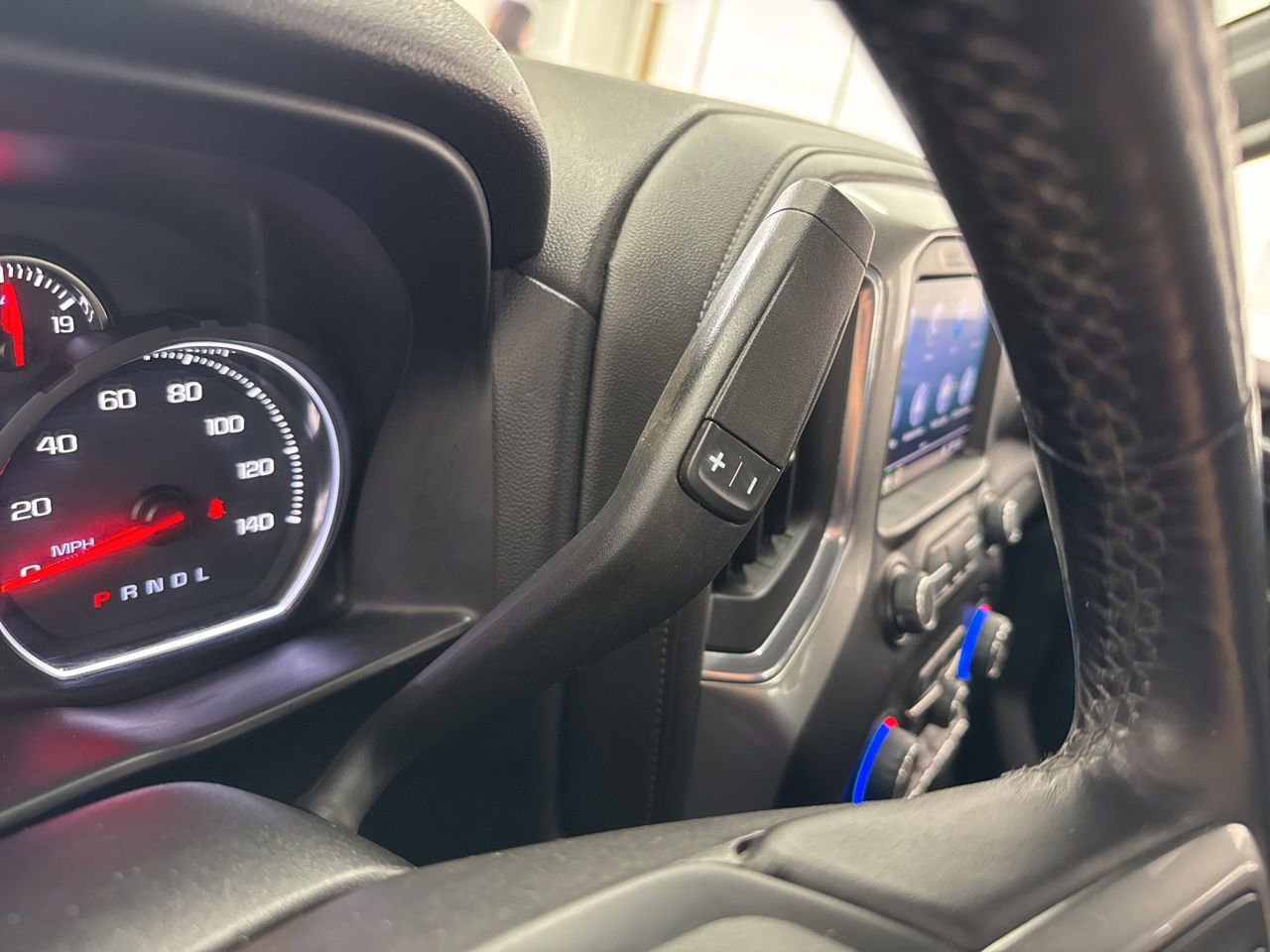 Used 2019 Chevrolet Silverado 1500 LT w/ All-Star Edition image 22