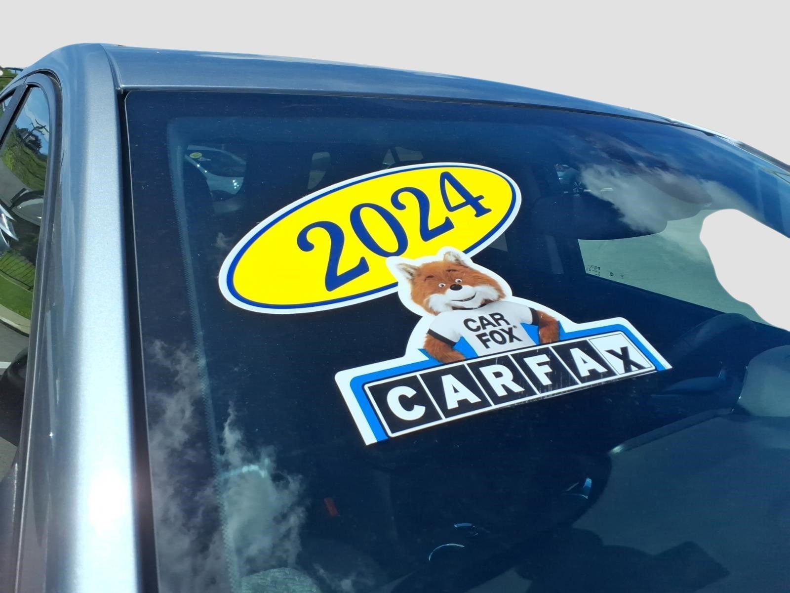 Used 2024 Chevrolet Equinox LT AWD/4WD image 9