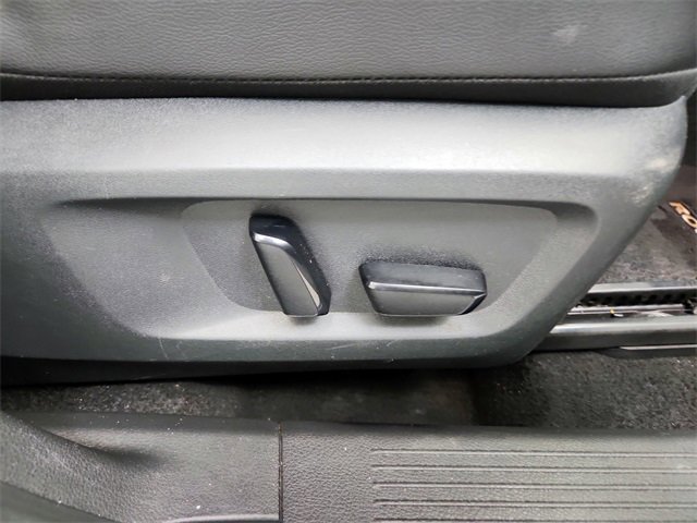 Used 2023 Nissan Rogue SL w/ SL Premium Package image 38