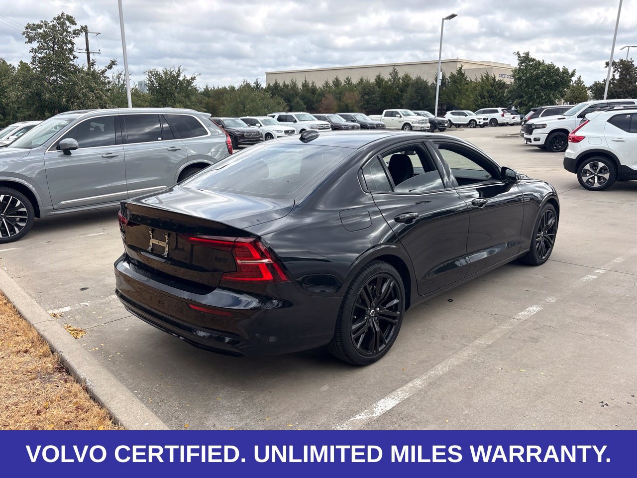 Certified 2024 Volvo S60 B5 Plus w/ Climate Package FWD image 7