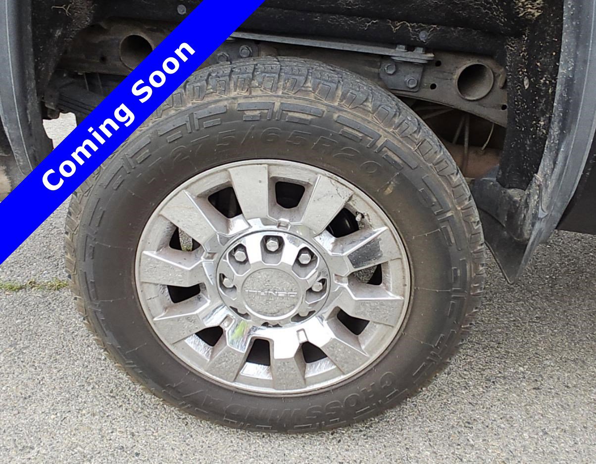 Used 2018 GMC Sierra 2500 Denali w/ Duramax Plus Package AWD/4WD image 21