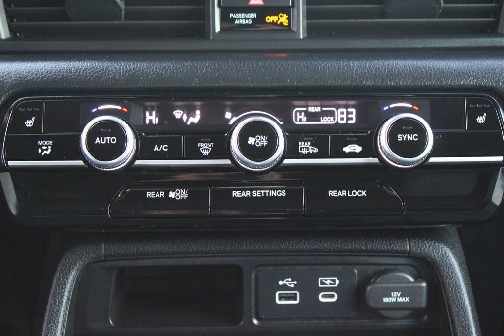 Used 2023 Honda Pilot Touring image 19