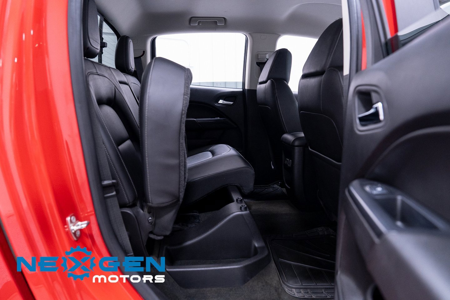 Used 2018 Chevrolet Colorado ZR2 image 42