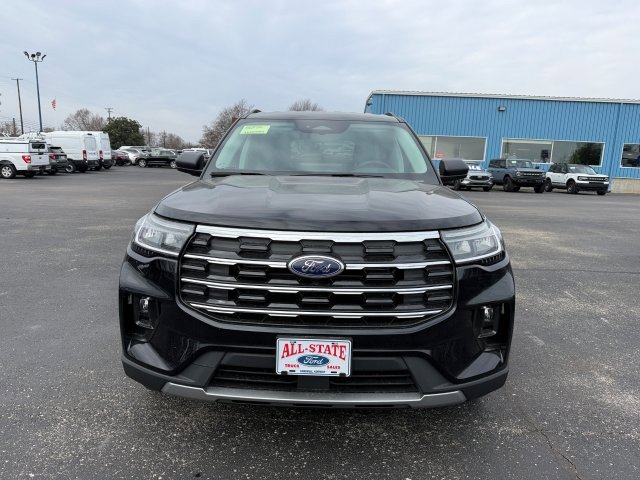 New 2026 Ford Explorer Active w/ Active Comfort Package AWD/4WD image 2