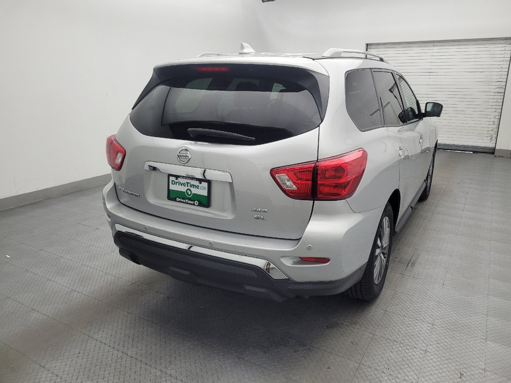 Used 2019 Nissan Pathfinder SL AWD/4WD image 7
