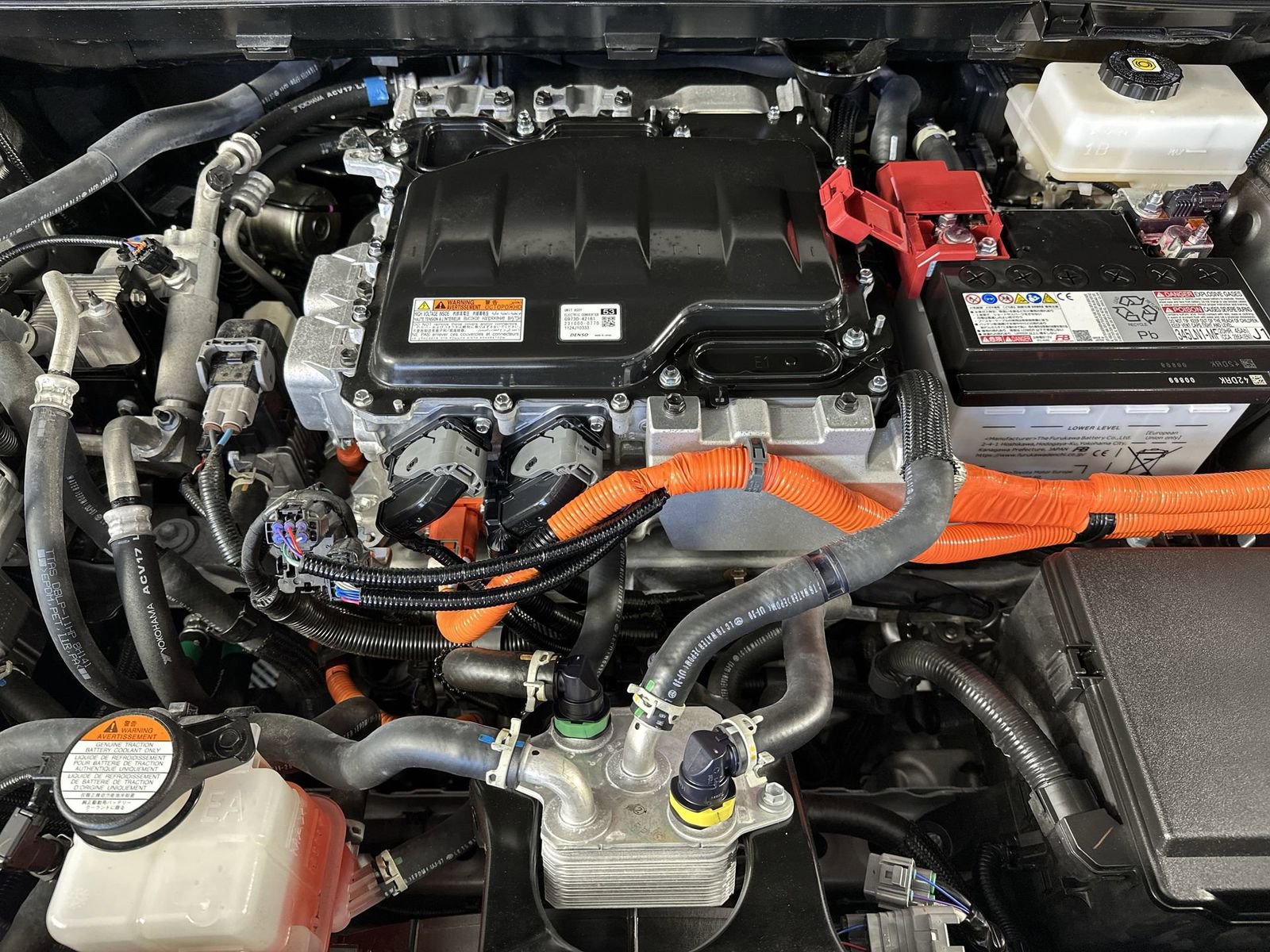 Used 2024 Toyota bZ4X XLE FWD image 28