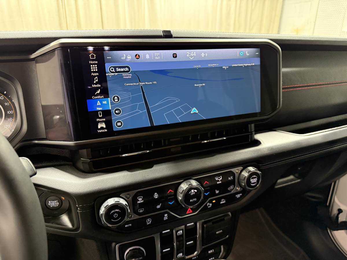 Used 2024 Jeep Wrangler Unlimited Rubicon image 13