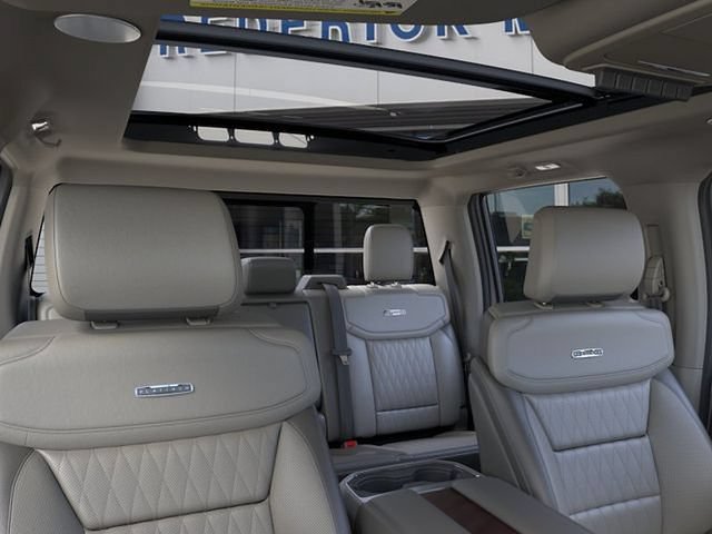 New 2026 Ford F350 Platinum w/ Platinum Plus Package AWD/4WD image 22