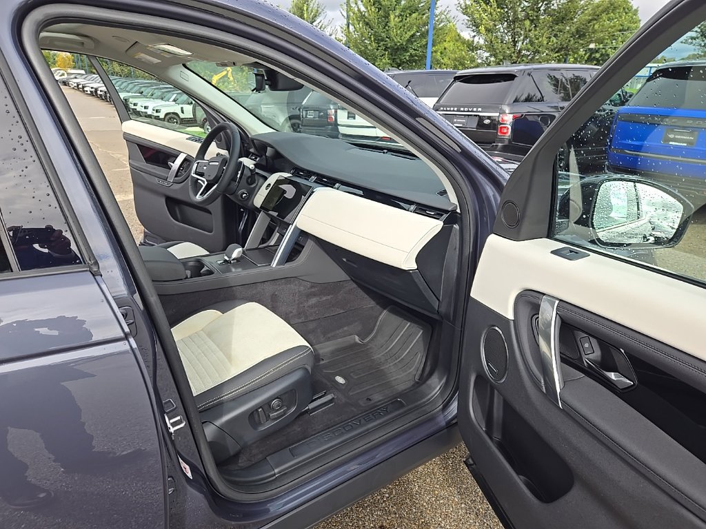 Certified 2024 Land Rover Discovery Sport S AWD/4WD image 20