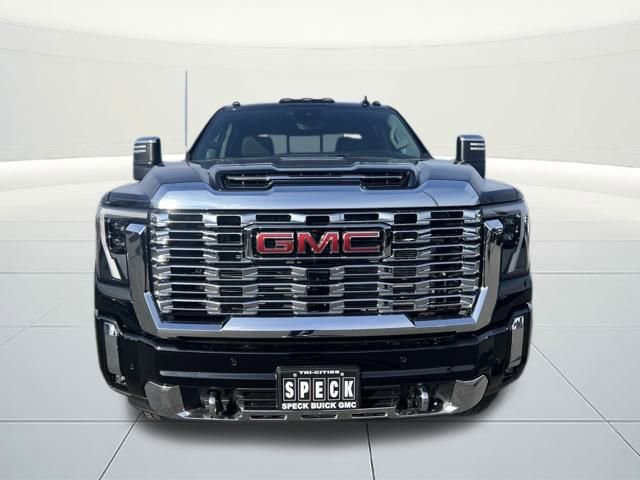New 2026 GMC Sierra 3500 Denali w/ Denali Reserve Package image 4