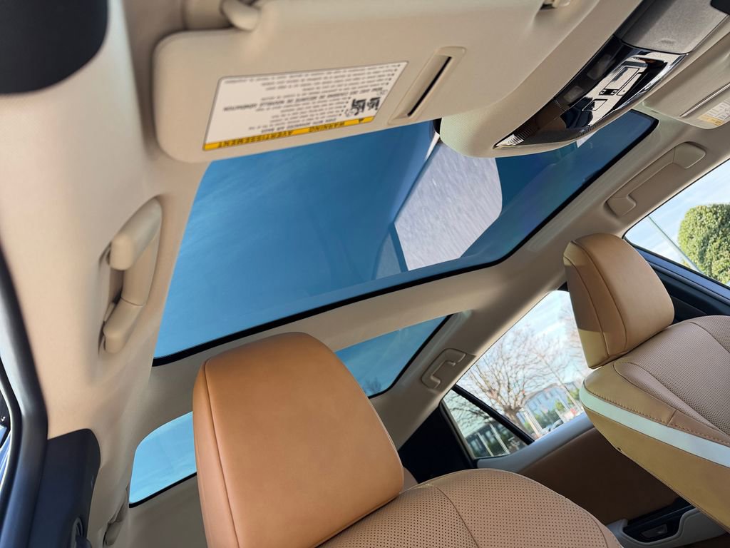 New 2026 Lexus RZ 450e AWD image 4