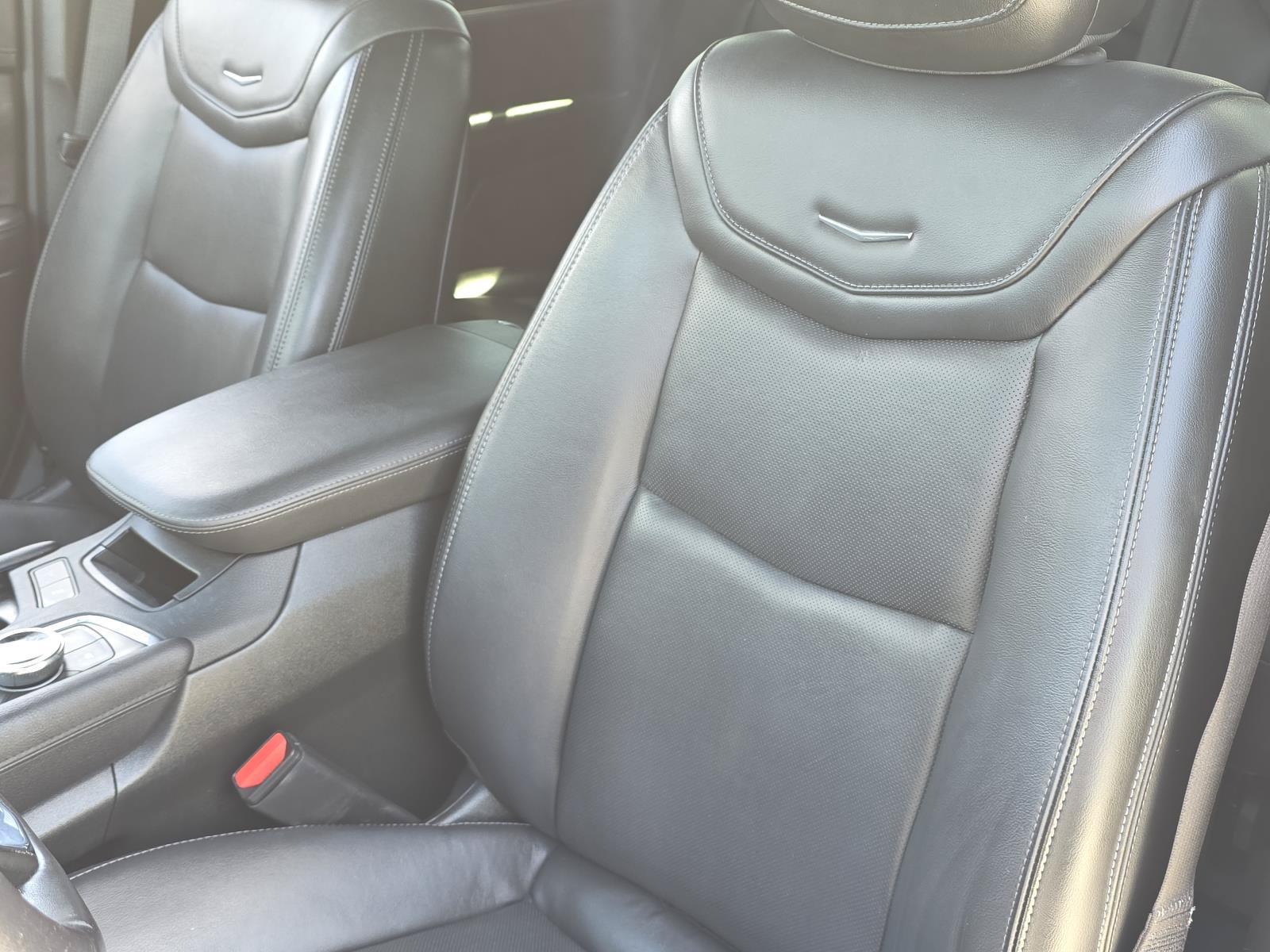 Certified 2023 Cadillac XT6 Premium Luxury w/ LPO, Floor Liner Package FWD image 19