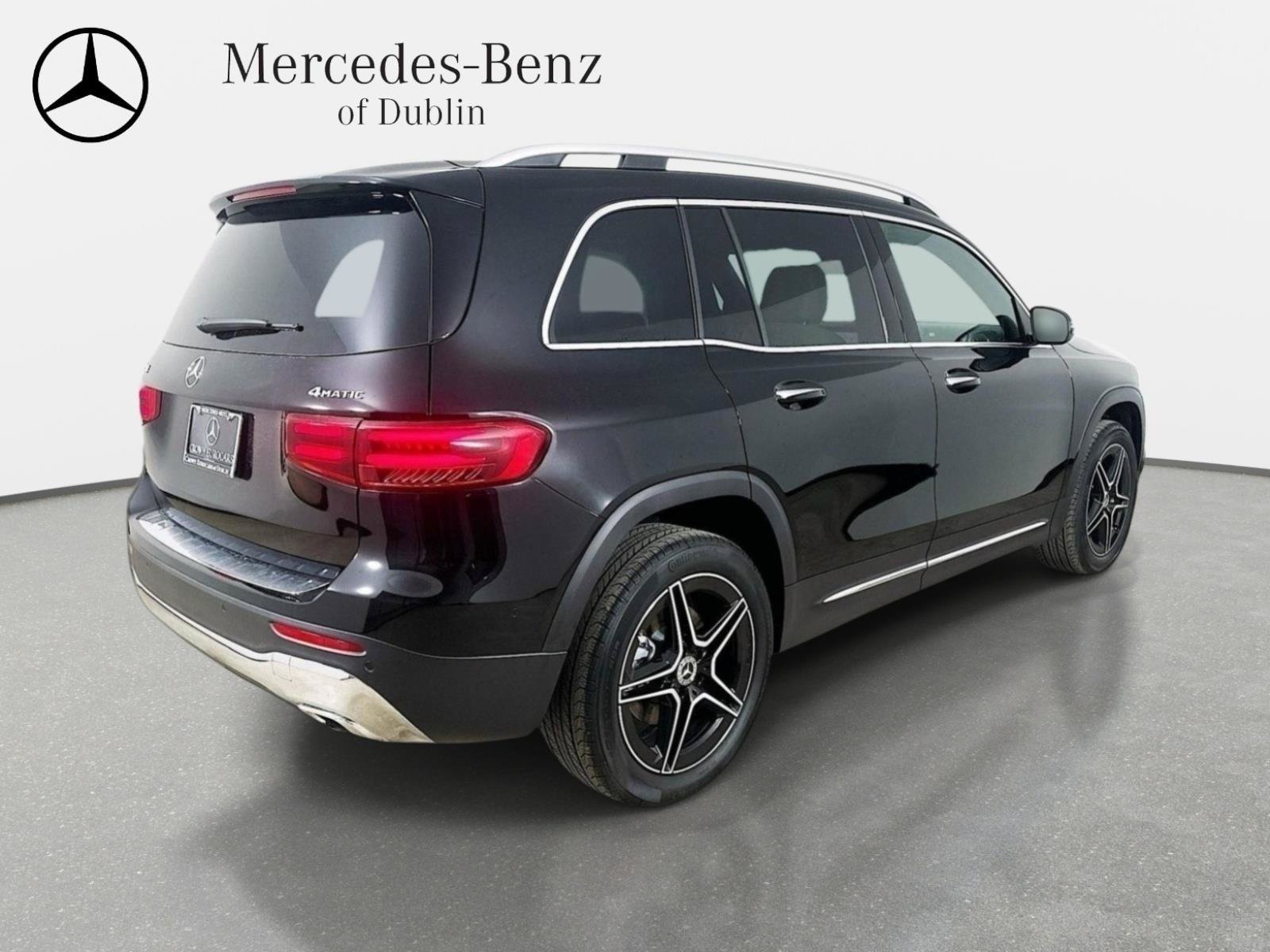 Used 2026 Mercedes-Benz GLB 250 4MATIC image 5