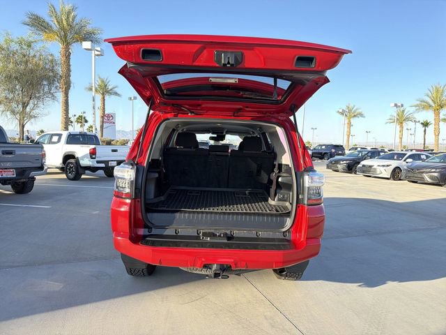 Certified 2024 Toyota 4Runner SR5 AWD/4WD image 31