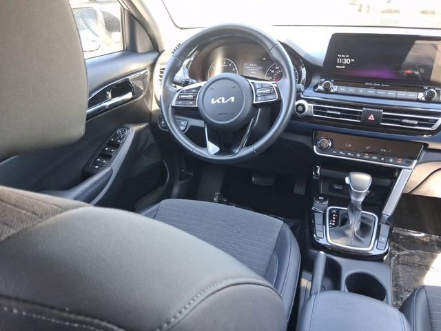 Used 2023 Kia Seltos S w/ Navigation Package image 8