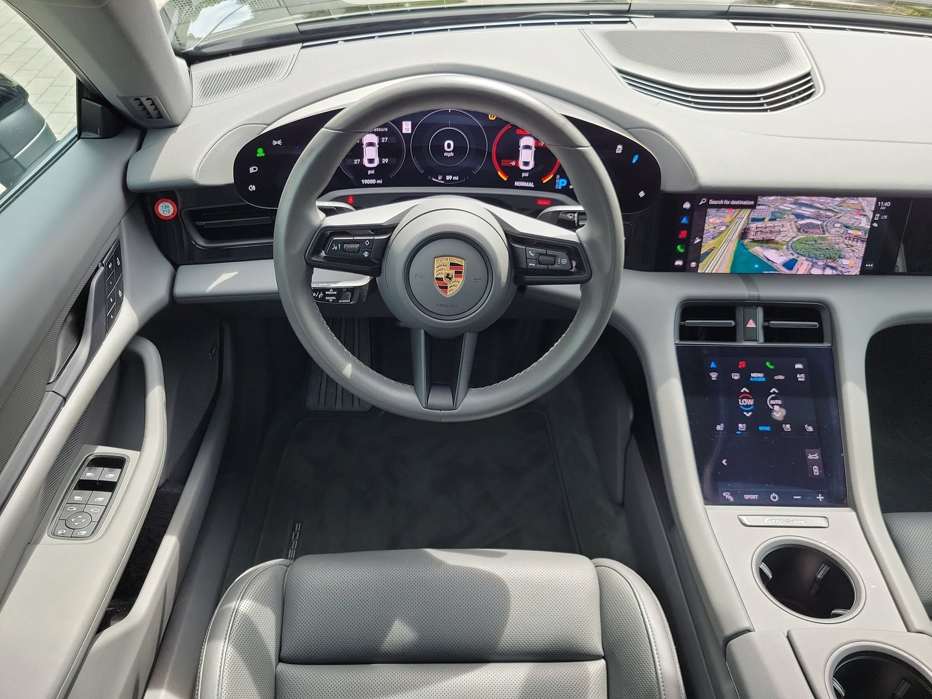 Used 2024 Porsche Taycan RWD image 21