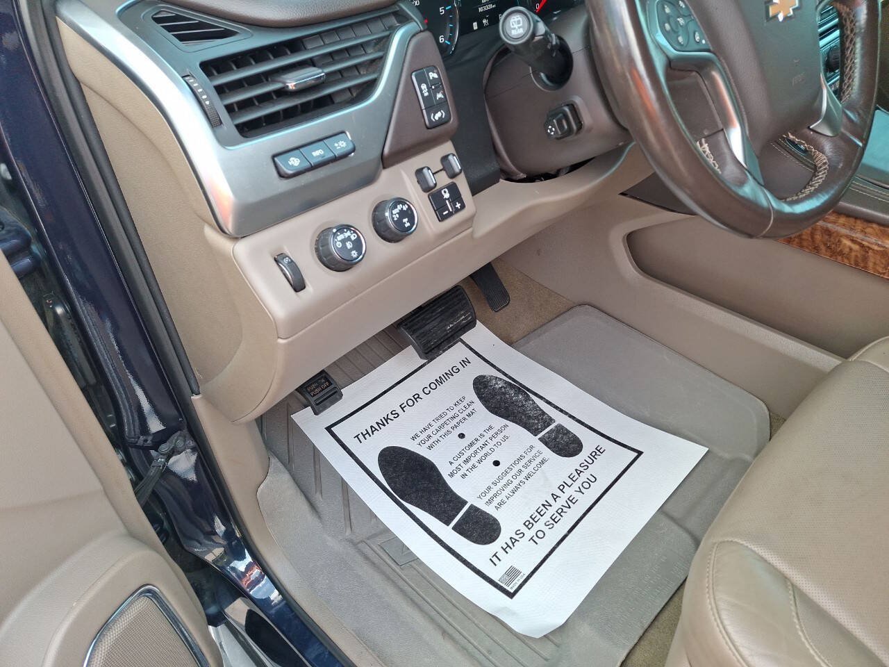 Used 2018 Chevrolet Tahoe Premier AWD/4WD image 14