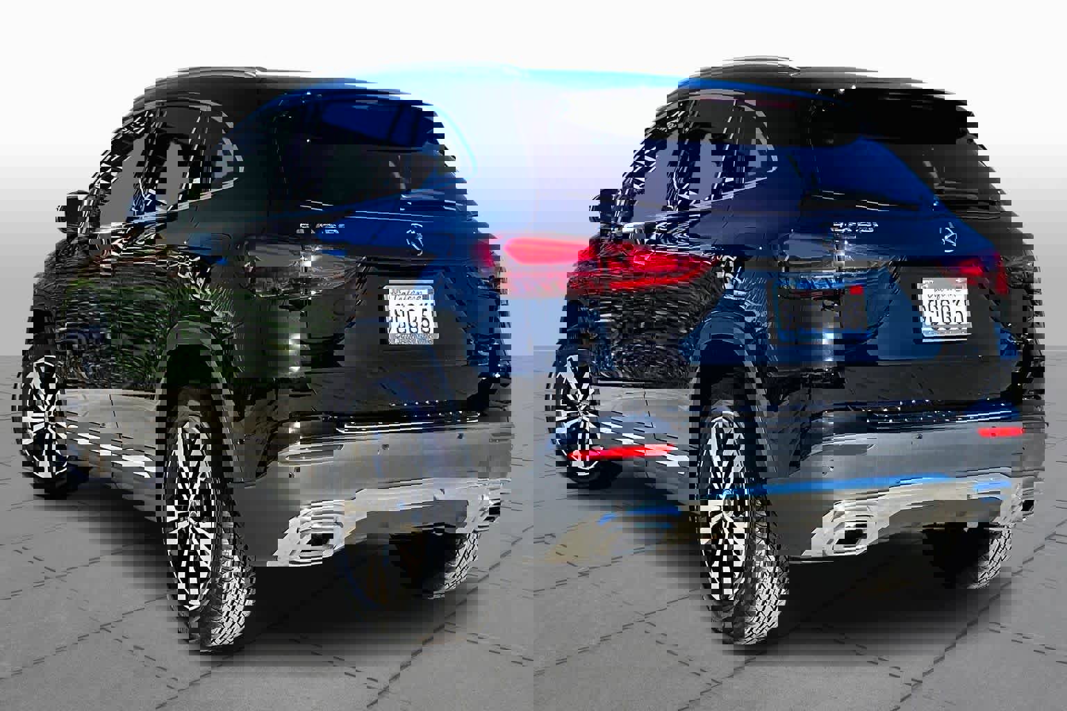 Used 2025 Mercedes-Benz GLA 250 image 11