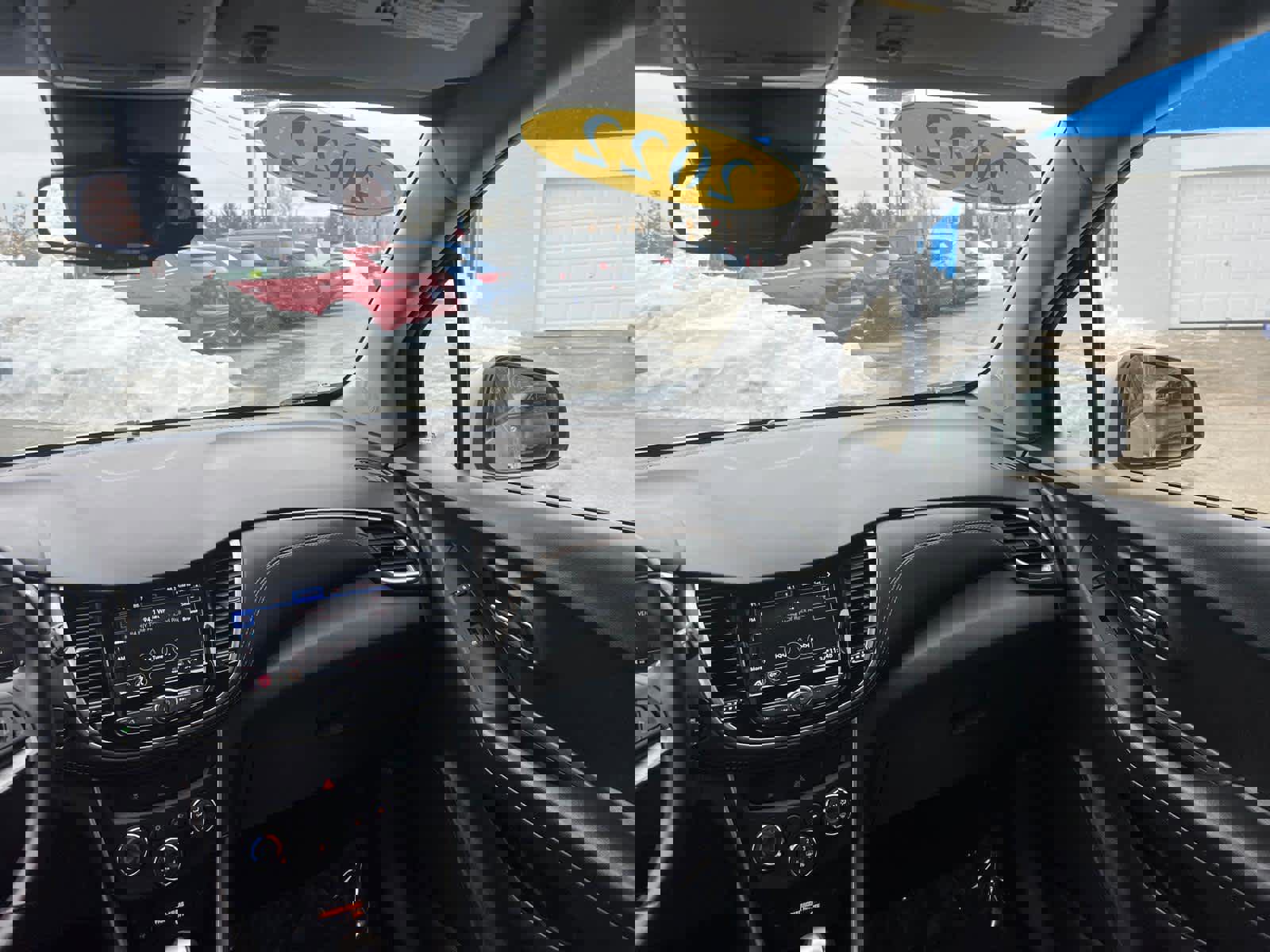 Certified 2022 Chevrolet Trax LT w/ LT Convenience Package image 36