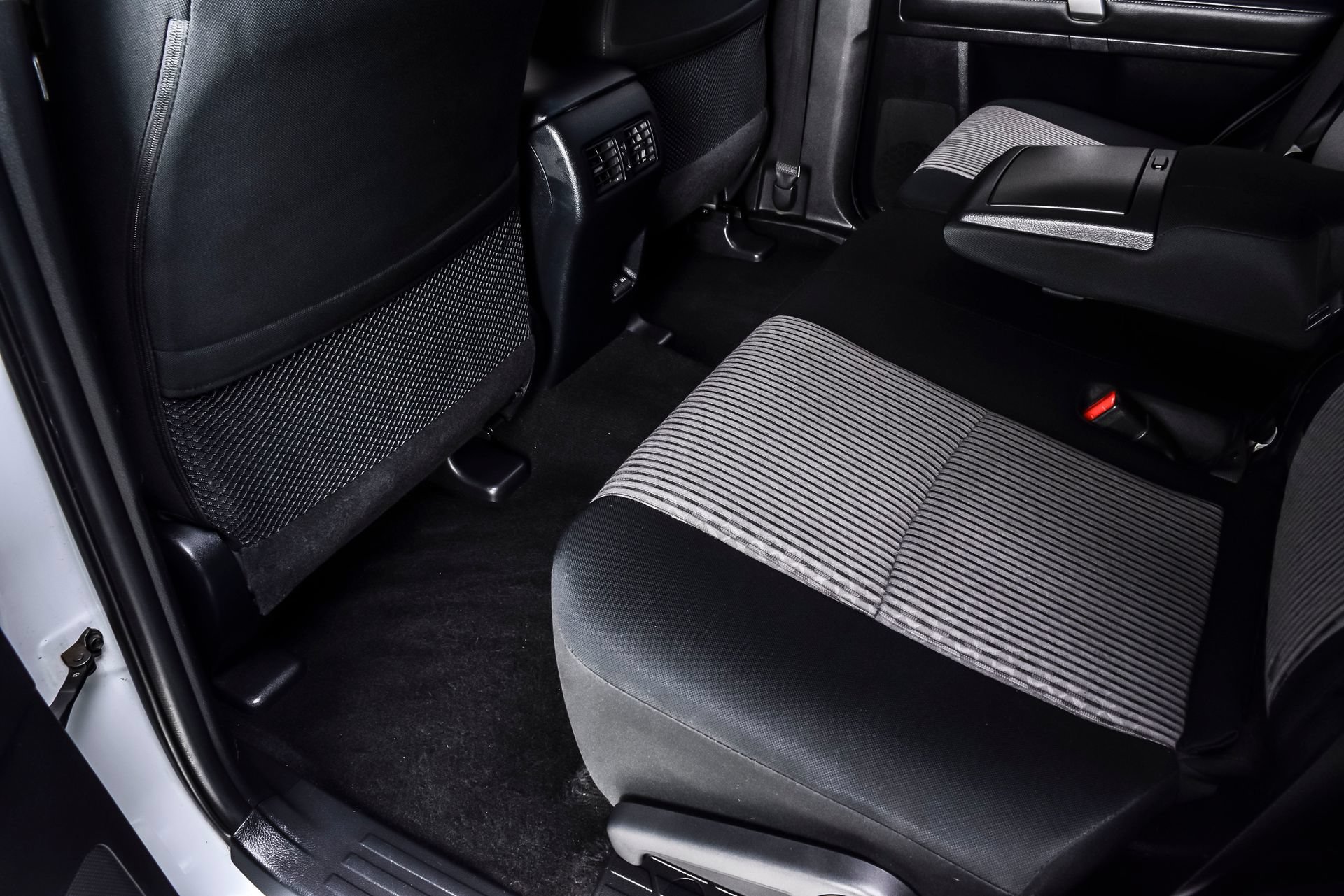 Used 2024 Toyota 4Runner SR5 AWD/4WD image 20