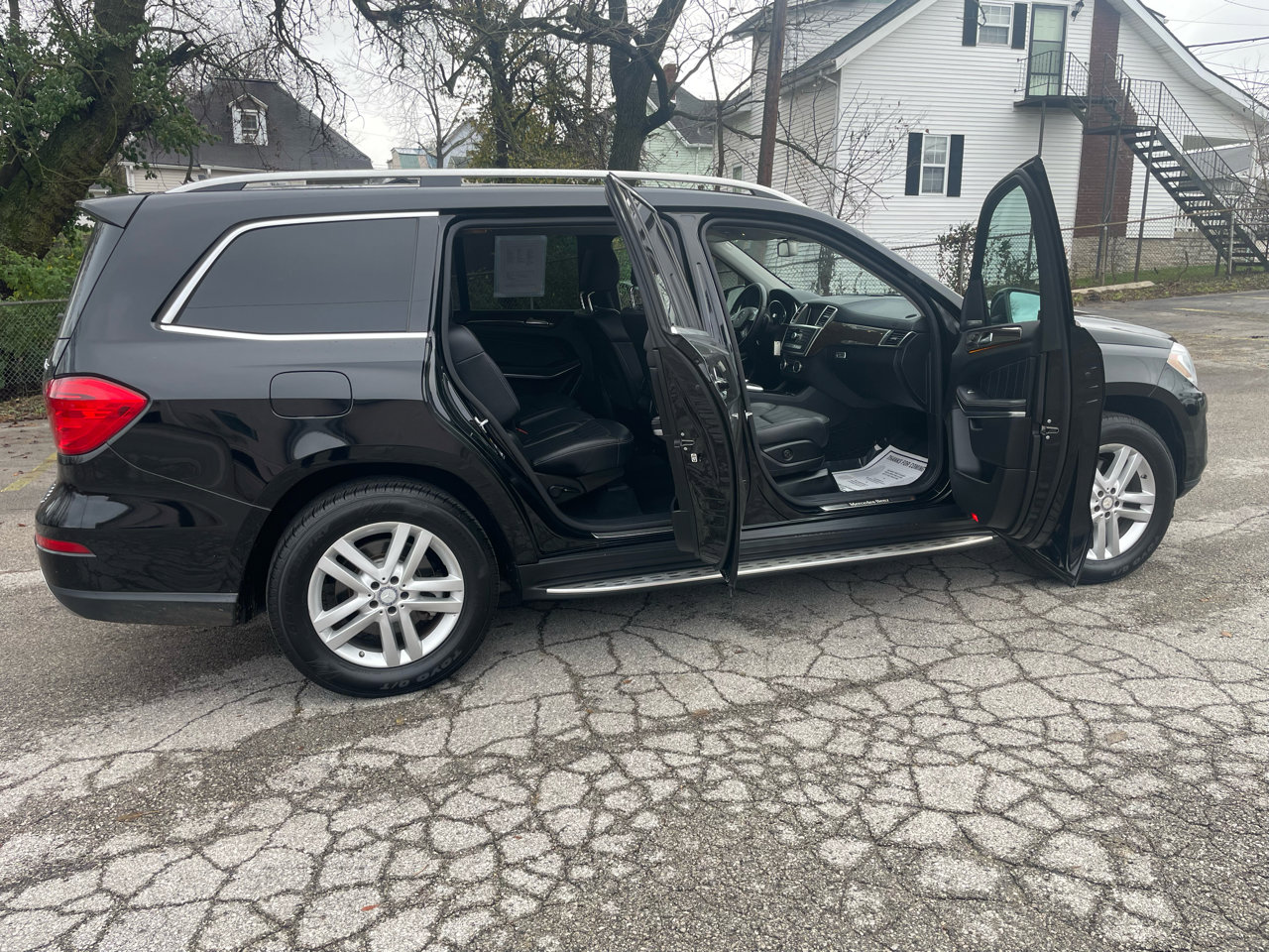 Used 2014 Mercedes-Benz GL 450 4MATIC image 5