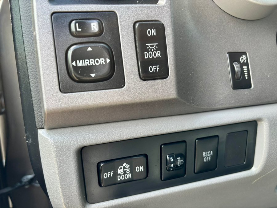 Used 2012 Toyota Tundra 4x4 Double Cab w/ TRD Off-Road Pkg image 24