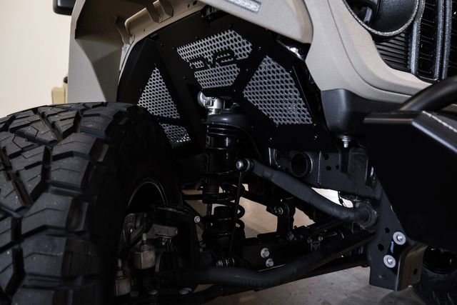 Used 2025 Jeep Gladiator Rubicon w/ Safety Group AWD/4WD image 37