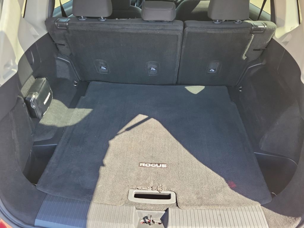 Certified 2024 Nissan Rogue S image 12