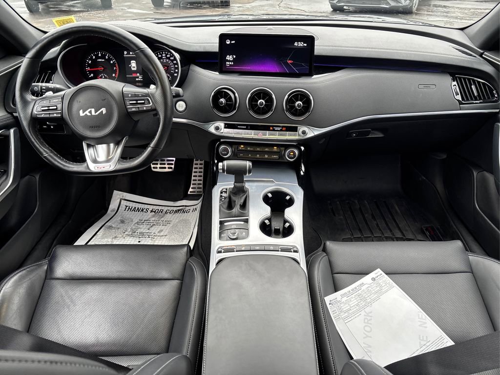 Used 2022 Kia Stinger GT1 image 21