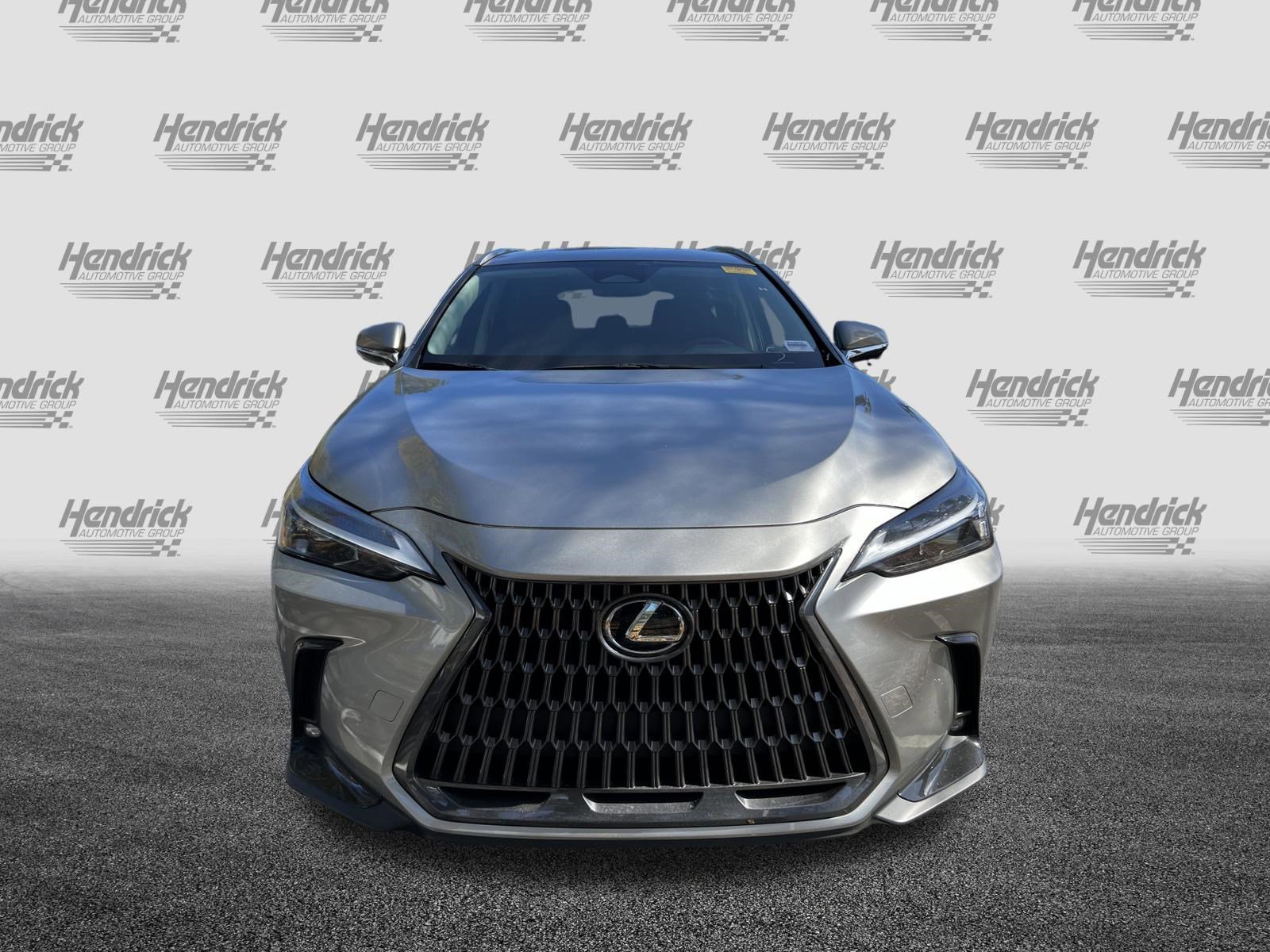Used 2024 Lexus NX 250 FWD w/ Towing Package (2000 Lbs) image 3