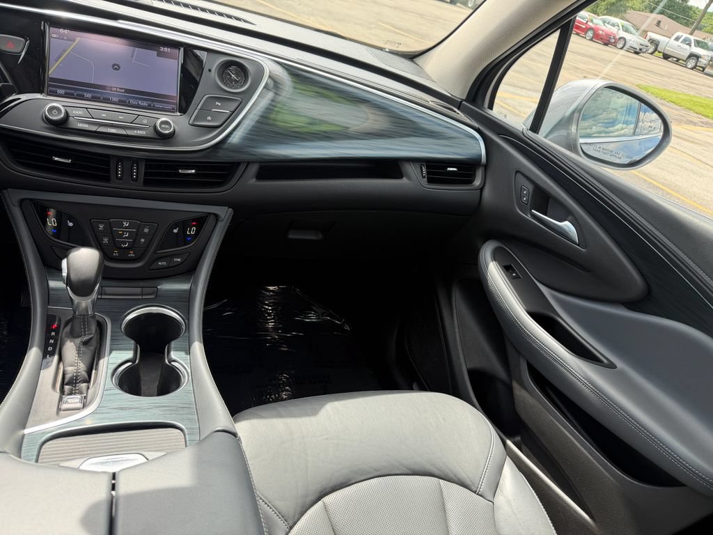 Used 2020 Buick Envision Essence AWD/4WD image 24