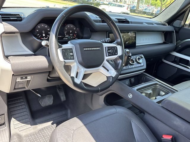 Used 2023 Land Rover Defender 90 S AWD/4WD image 18