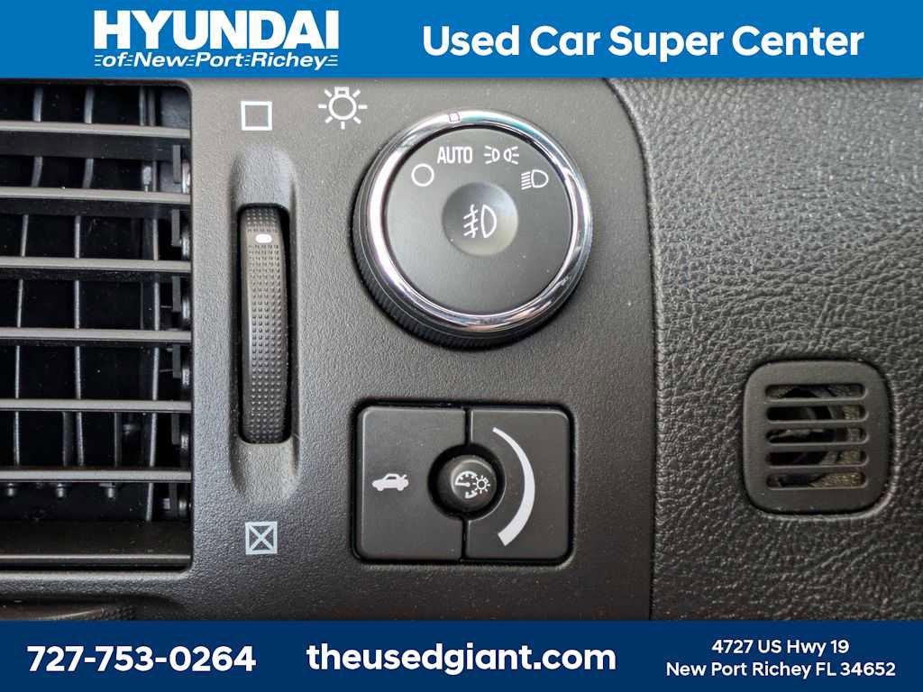 Used 2007 Cadillac DTS Luxury II image 29