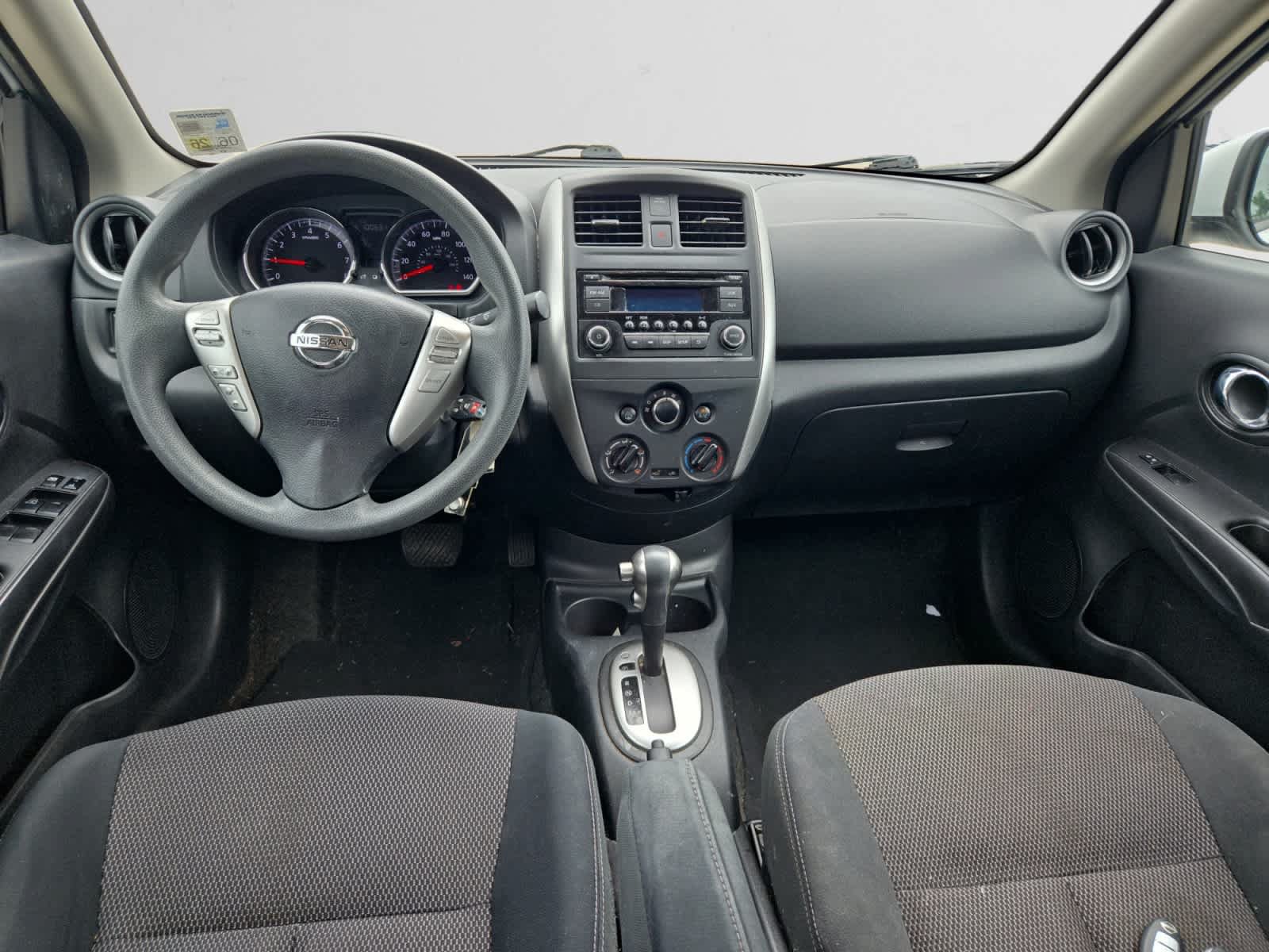 Used 2016 Nissan Versa SV FWD image 10