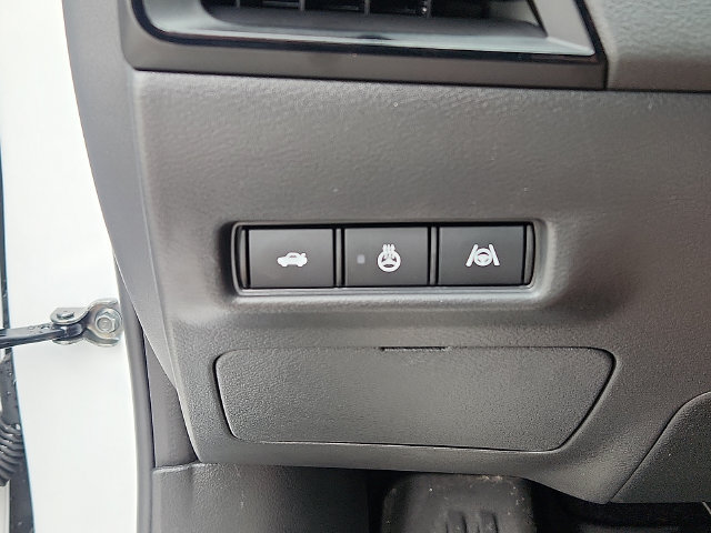 Used 2026 Nissan Sentra SR w/ SR Premium Package FWD image 26