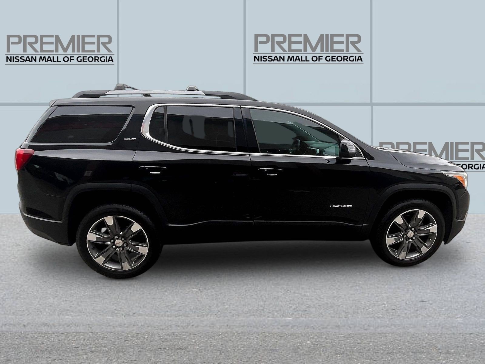 Used 2018 GMC Acadia SLT AWD/4WD image 8