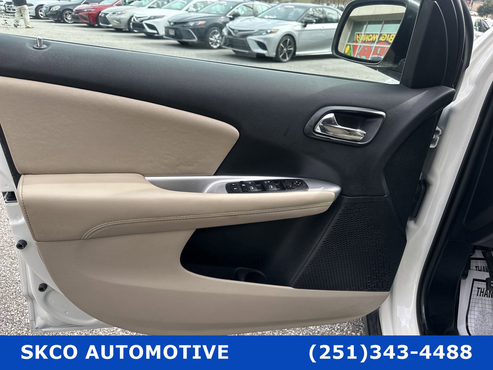 Used 2020 Dodge Journey SE image 12