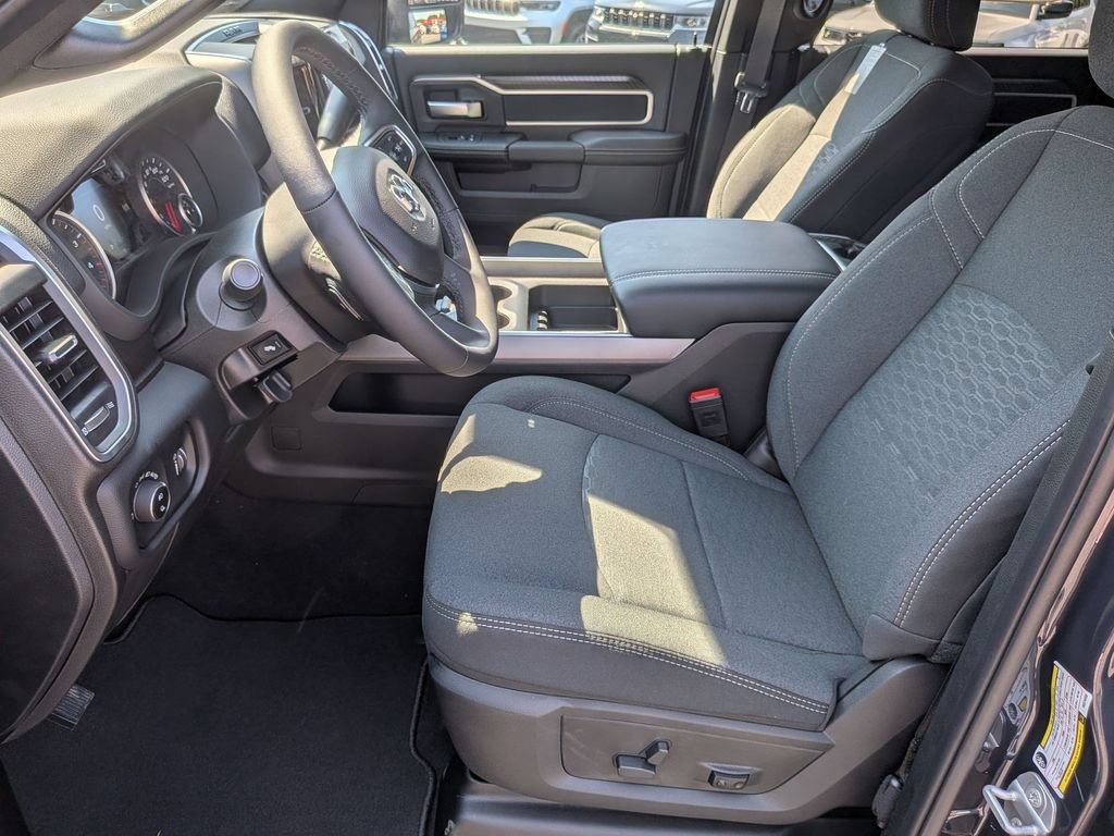 New 2027 RAM 2500 Big Horn AWD/4WD image 16