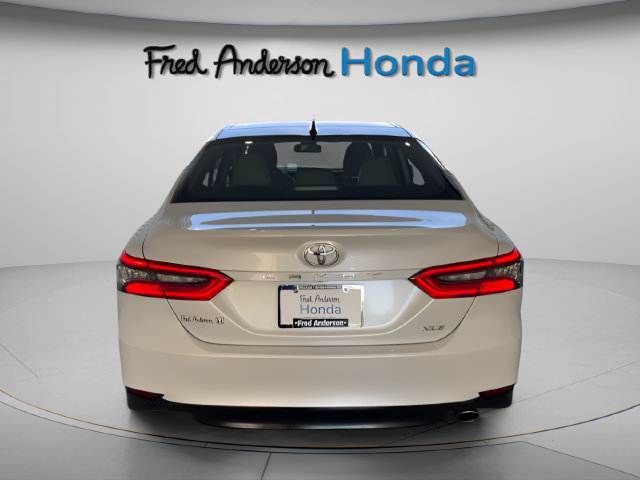 Used 2021 Toyota Camry XLE FWD image 5