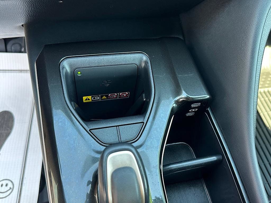 Certified 2025 Toyota Crown AWD/4WD image 23