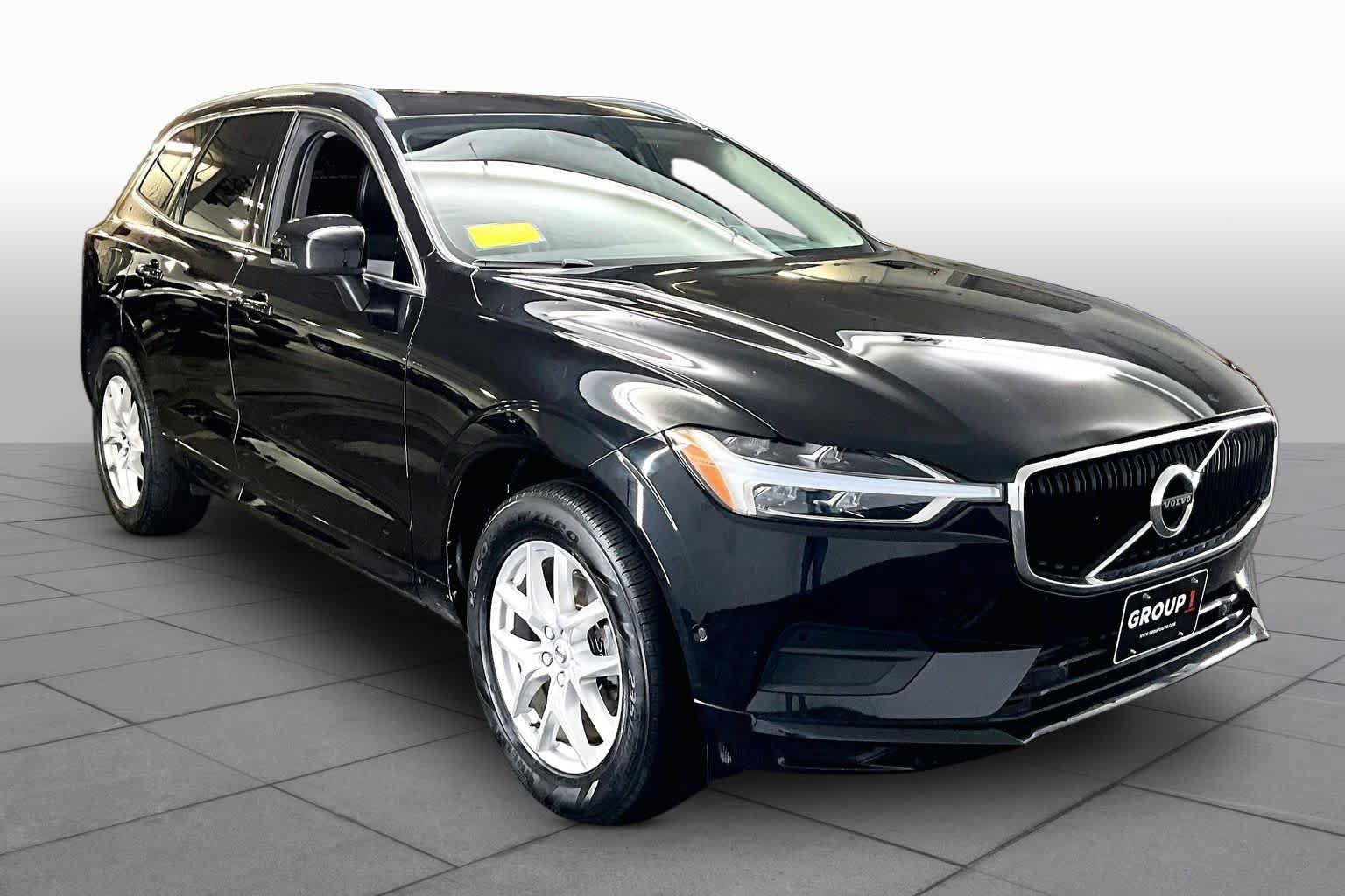 Used 2019 Volvo XC60 T5 Momentum w/ Premium Package AWD/4WD image 3