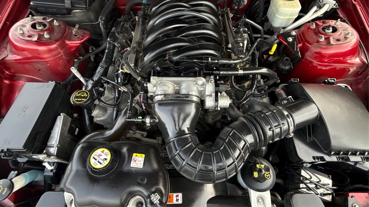 Used 2006 Ford Mustang GT Premium RWD image 9