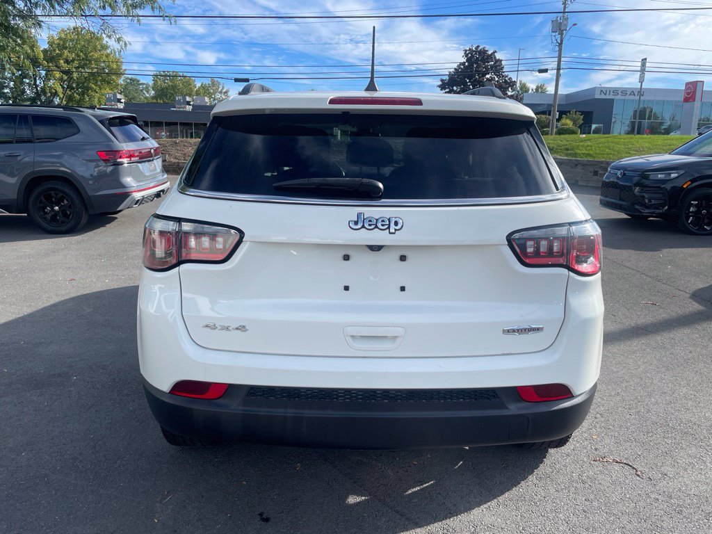Used 2018 Jeep Compass Latitude w/ Popular Equipment Group AWD/4WD image 4