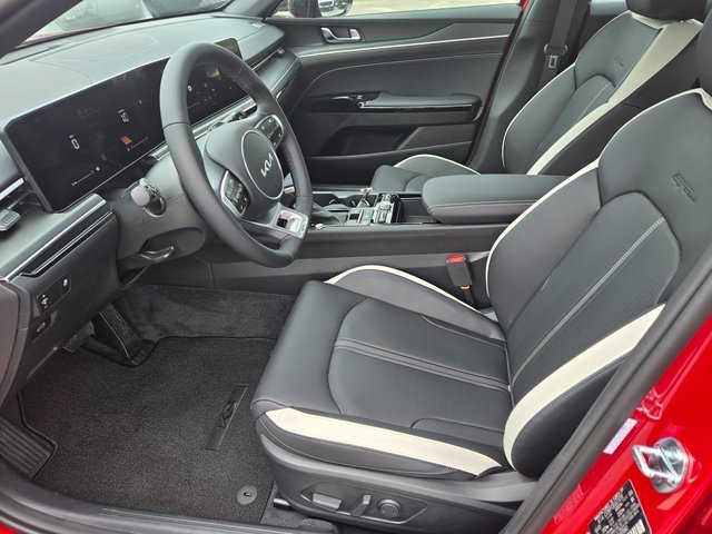 New 2025 Kia K5 GT-Line image 6