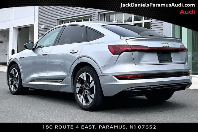 Used 2023 Audi e-tron Premium w/ Convenience Plus Package AWD/4WD image 10