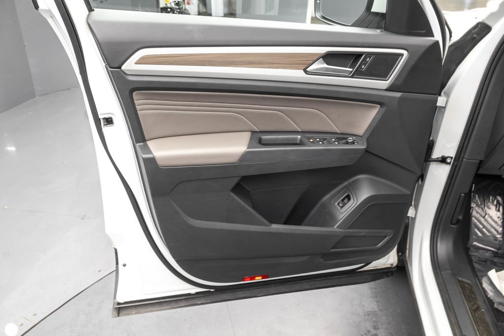 Used 2021 Volkswagen Atlas SEL image 22