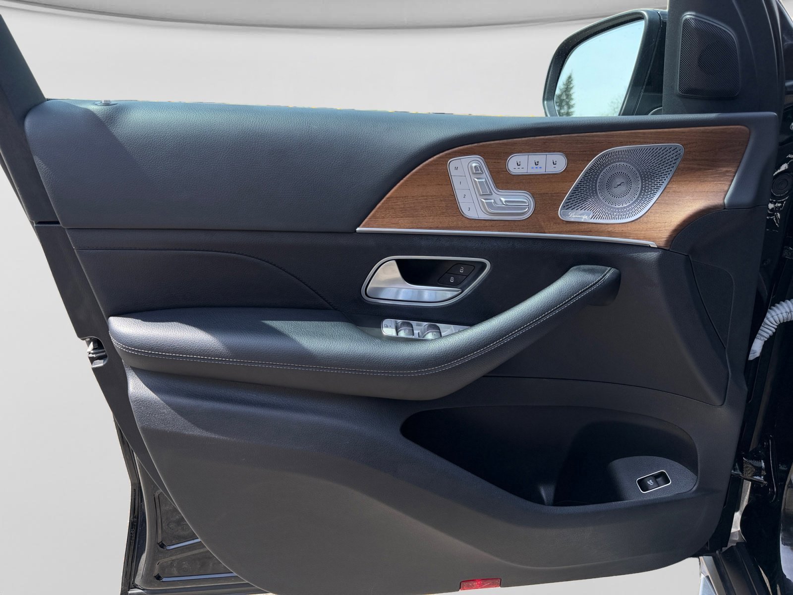 Used 2022 Mercedes-Benz GLS 450 4MATIC image 12